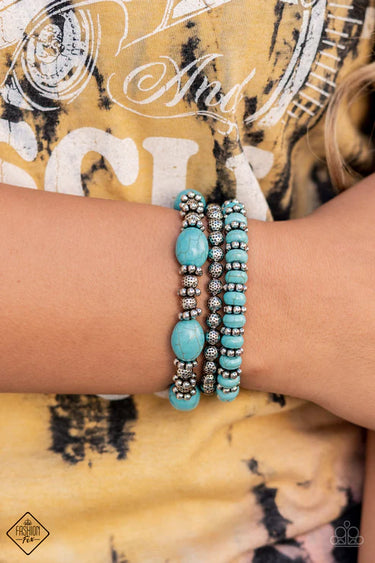 Simply Santa Fe Fashion Fix Set December 2021
